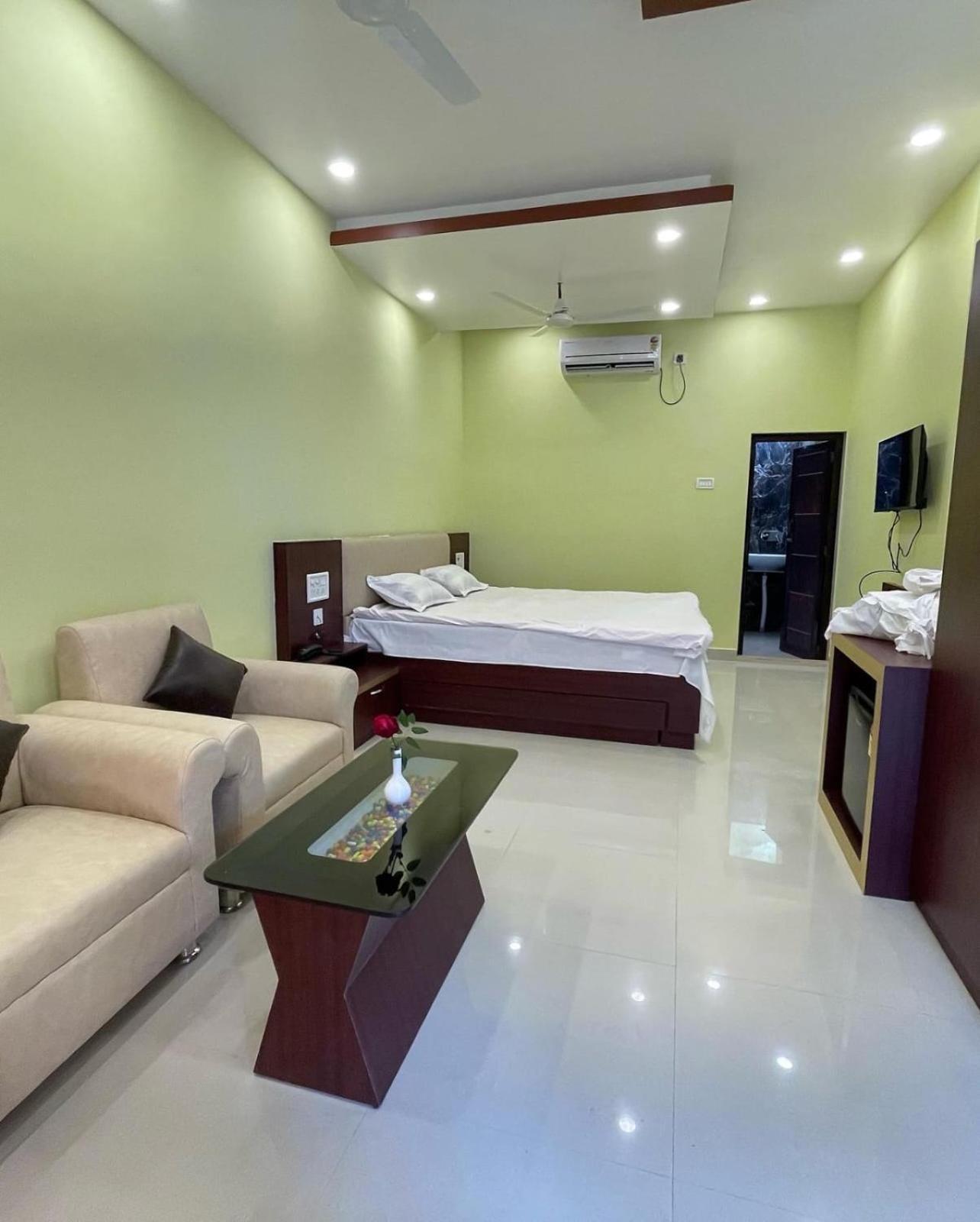 Golden View Resort And Restaurant Tajpur Eksteriør bilde