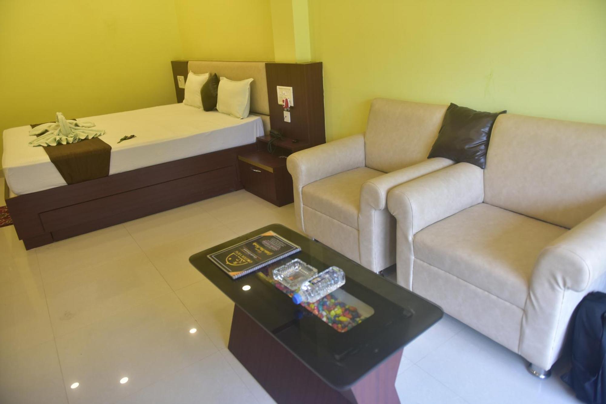 Golden View Resort And Restaurant Tajpur Eksteriør bilde